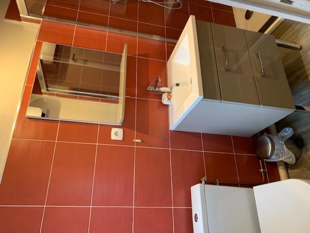 Chambre Independante Chez Particuliers Avec Salle De Bain Privative Anse Kültér fotó